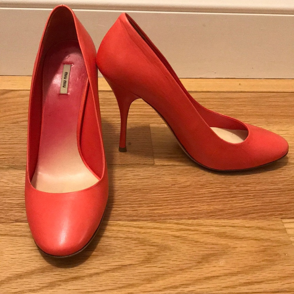 Miu miu vintage vibe  barbie pink heels size 37